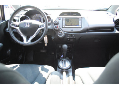 honda fit 2009 silver hatchback sport w navi gasoline 4 cylinders front wheel drive automatic 77065