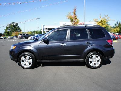 subaru forester 2010 dk  gray suv 2 5x premium gasoline 4 cylinders all whee drive automatic 98371