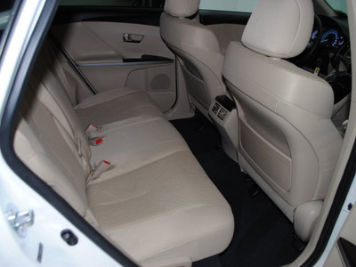 toyota venza 2010 white suv fwd 4cyl gasoline 4 cylinders front wheel drive automatic 91731