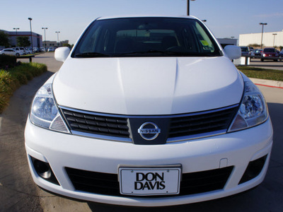 nissan versa 2007 white sedan 1 8 s gasoline 4 cylinders front wheel drive automatic with overdrive 76018