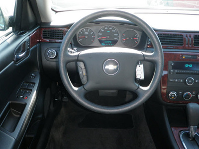 chevrolet impala 2008 silver sedan ls 4dr flex fuel 6 cylinders front wheel drive automatic 56301