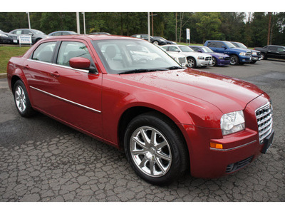 chrysler 300 2009 dk  red sedan touring gasoline 6 cylinders rear wheel drive automatic 08812