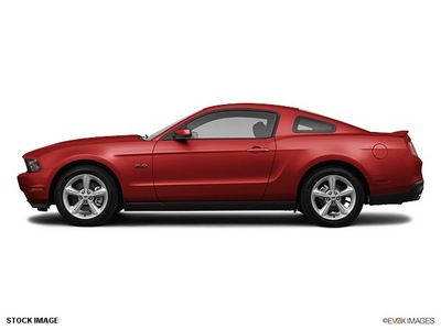 ford mustang 2012 red coupe gasoline 8 cylinders rear wheel drive 6 speed automatic 77388