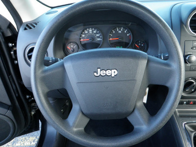 jeep patriot 2009 black suv sport gasoline 4 cylinders 2 wheel drive 5 speed manual 14224