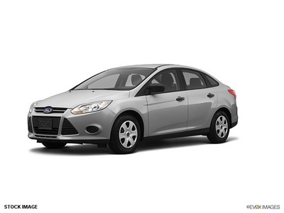 ford focus 2012 silver sedan s gasoline 4 cylinders front wheel drive 6 speed automatic 77388