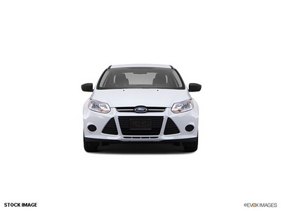 ford focus 2012 black sedan s gasoline 4 cylinders front wheel drive 6 speed automatic 77388
