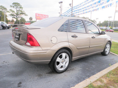 ford focus 2003 beige sedan zts gasoline 4 cylinders front wheel drive automatic 32401