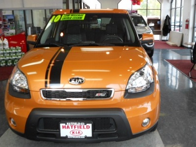 kia soul 2010 orange wagon gasoline 4 cylinders front wheel drive not specified 43228