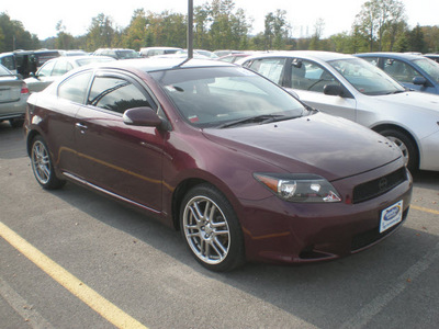 scion tc 2006 maroon hatchback gasoline 4 cylinders front wheel drive automatic 13502