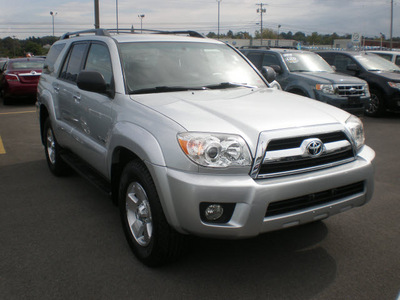 toyota 4runner 2006 silver suv gasoline 6 cylinders 4 wheel drive automatic 13502