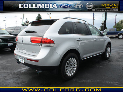 lincoln mkx 2011 silver suv gasoline 6 cylinders all whee drive automatic 98632