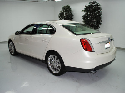 lincoln mks 2009 white sedan gasoline 6 cylinders all whee drive automatic 91731