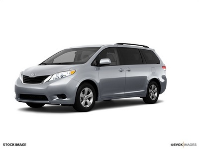 toyota sienna 2011 van gasoline 6 cylinders front wheel drive not specified 90241