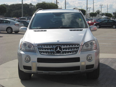 mercedes benz ml350 2006 silver suv gasoline 6 cylinders all whee drive automatic 33884