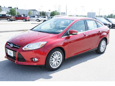 ford focus 2012 red sedan sel gasoline 4 cylinders front wheel drive automatic 77388