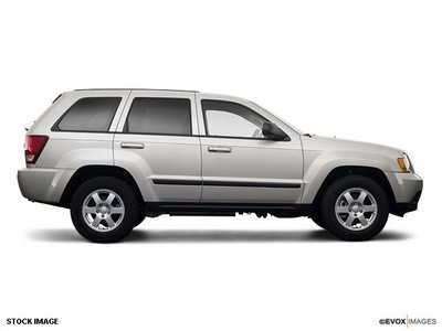 jeep grand cherokee 2008 suv gasoline 6 cylinders 4 wheel drive not specified 44060