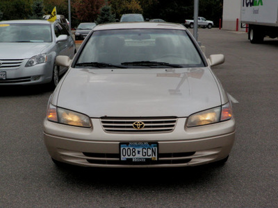 toyota camry 1997 beige sedan le gasoline 4 cylinders front wheel drive automatic with overdrive 56001