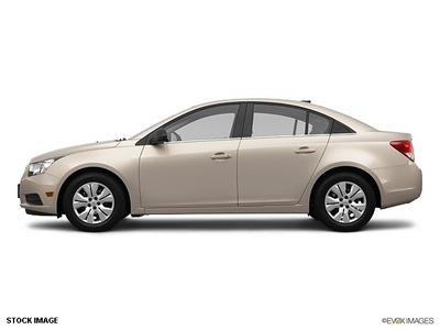 chevrolet cruze 2012 gold sedan gasoline 4 cylinders front wheel drive not specified 77090