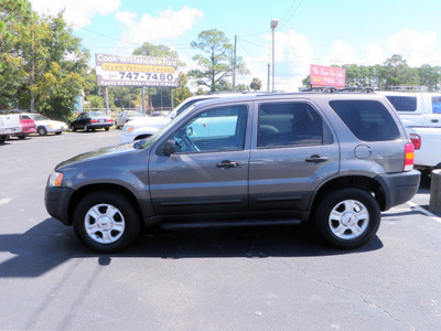 ford escape 2003 dk  gray suv xlt popular gasoline 6 cylinders dohc front wheel drive automatic with overdrive 32401