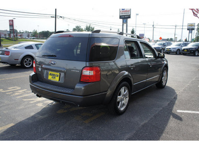 ford freestyle 2006 dark shadow grey suv limited dvd gasoline 6 cylinders all whee drive automatic with overdrive 07724