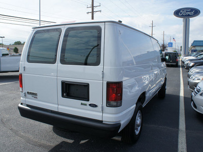 ford econoline cargo 2011 white van e 250 flex fuel 8 cylinders rear wheel drive automatic with overdrive 08753