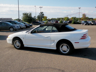 ford mustang 1994 white mustang gasoline 6 cylinders rear wheel drive automatic with overdrive 56001