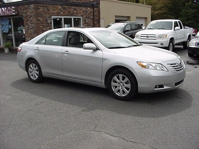 toyota camry 2009 silver sedan xle v6 gasoline 6 cylinders front wheel drive automatic 06019
