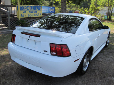 ford mustang 2000 white coupe gasoline v6 rear wheel drive automatic 77379