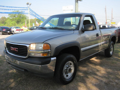 gmc 2500 sierra 2001 tan pickup truck gasoline 8 cylinders rear wheel drive automatic 77379