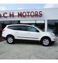 chevrolet traverse 2010 white suv ls gasoline 6 cylinders front wheel drive 6 speed automatic 07724