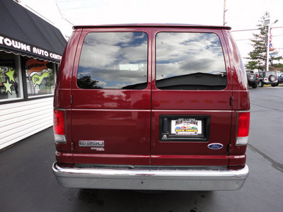 ford econoline wagon 2007 dk  red van xlt sd gasoline 8 cylinders rear wheel drive automatic 45005