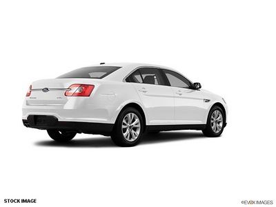 ford taurus 2012 white sedan sel gasoline 6 cylinders front wheel drive 6 speed automatic 56301