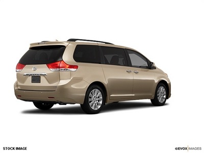 toyota sienna 2011 tan van le 7 passenger gasoline 6 cylinders all whee drive not specified 55448
