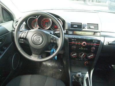 mazda mazda3 2008 galaxy gray hatchback gasoline 4 cylinders front wheel drive 5 speed manual 80905