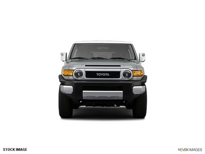 toyota fj cruiser 2011 suv 2wd gasoline 6 cylinders 2 wheel drive automatic 91731