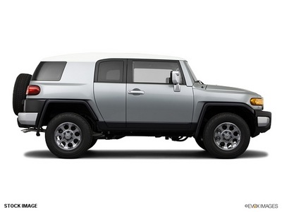 toyota fj cruiser 2011 suv 2wd gasoline 6 cylinders 2 wheel drive automatic 91731