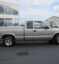 chevrolet s 10 2003 lt  gray pickup truck gasoline 6 cylinders rear wheel drive automatic 46410