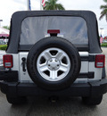jeep wrangler unlimited 2007 silver suv x gasoline 6 cylinders rear wheel drive 6 speed manual 33157