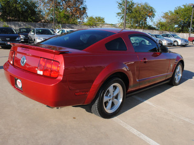ford mustang 2008 dk  red coupe v6 deluxe gasoline 6 cylinders rear wheel drive automatic 75228