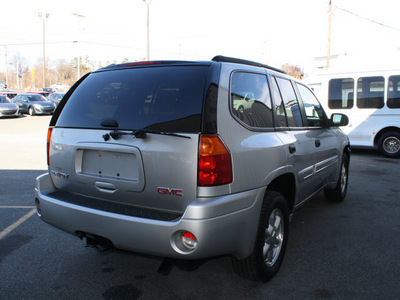 gmc envoy 2004 silver suv sle gasoline 6 cylinders rear wheel drive automatic 27215