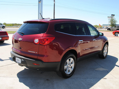 chevrolet traverse 2011 red lt gasoline 6 cylinders front wheel drive automatic 76087