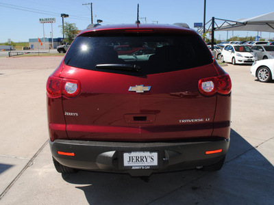 chevrolet traverse 2011 red lt gasoline 6 cylinders front wheel drive automatic 76087