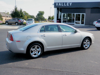 chevrolet malibu 2008 silver sedan ls gasoline 6 cylinders front wheel drive automatic 55124