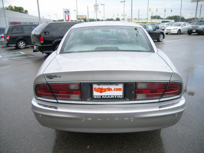 buick park avenue 2004 lt  blue sedan gasoline 6 cylinders front wheel drive automatic 46219