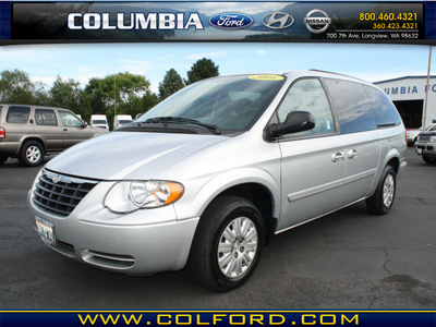 chrysler town and country 2006 silver van lx gasoline 6 cylinders front wheel drive automatic 98632