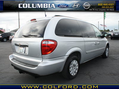 chrysler town and country 2006 silver van lx gasoline 6 cylinders front wheel drive automatic 98632