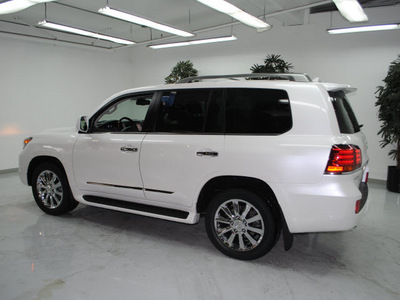 lexus lx 570 2008 white suv gasoline 8 cylinders 4 wheel drive automatic 91731