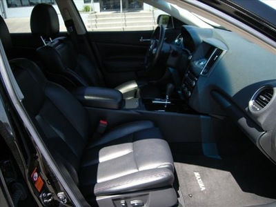 nissan maxima 2009 black sedan sv gasoline 6 cylinders front wheel drive automatic 46219
