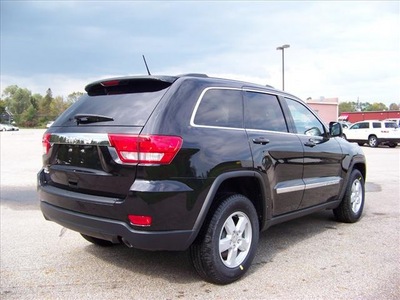 jeep grand cherokee 2012 black suv gasoline 6 cylinders 4 wheel drive not specified 44024