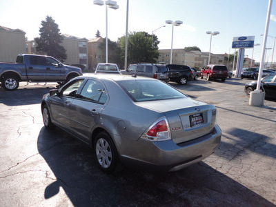 ford fusion 2008 lt  gray sedan s gasoline 4 cylinders front wheel drive 5 speed manual 60546